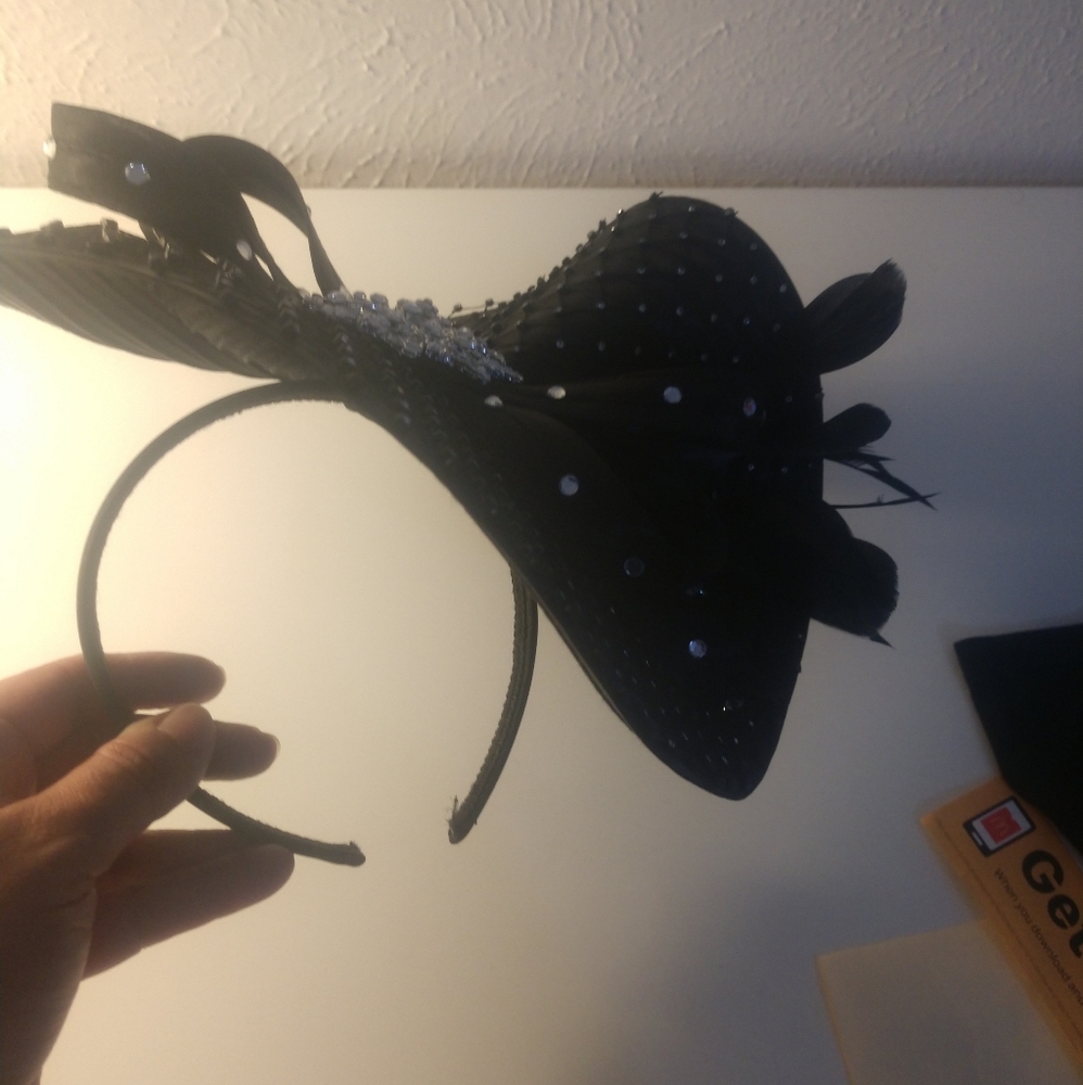 Hat - Picture 3 of 8